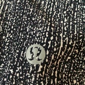 Like New Black/White Speckle Running Skirt Size 8